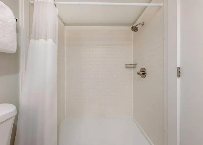 Park Plaza Resort, Ascend Hotel Collection