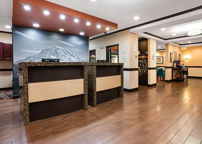 La Quinta By Wyndham Auburn