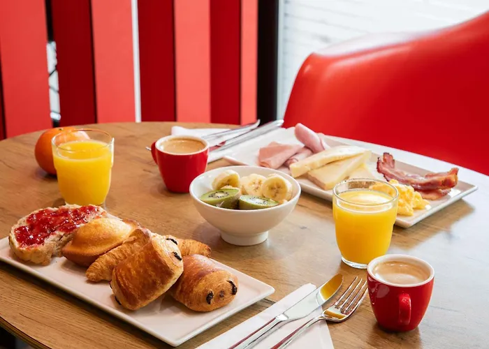 ibis Versailles Château