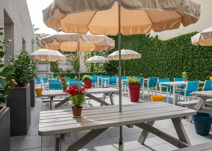 Ibis Budget Menton Bord De Mer
