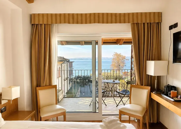 Hotel Mavino