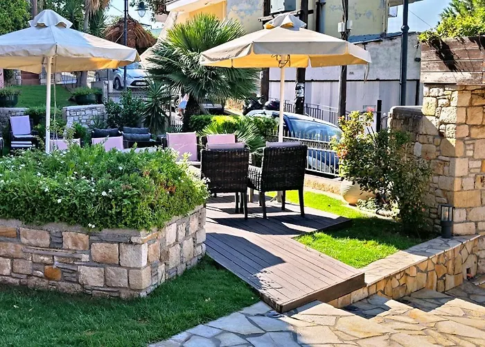 Sandy Bay Hotel Plomari