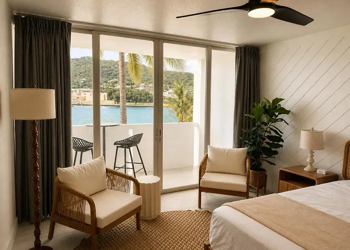 Hotel On The Cay