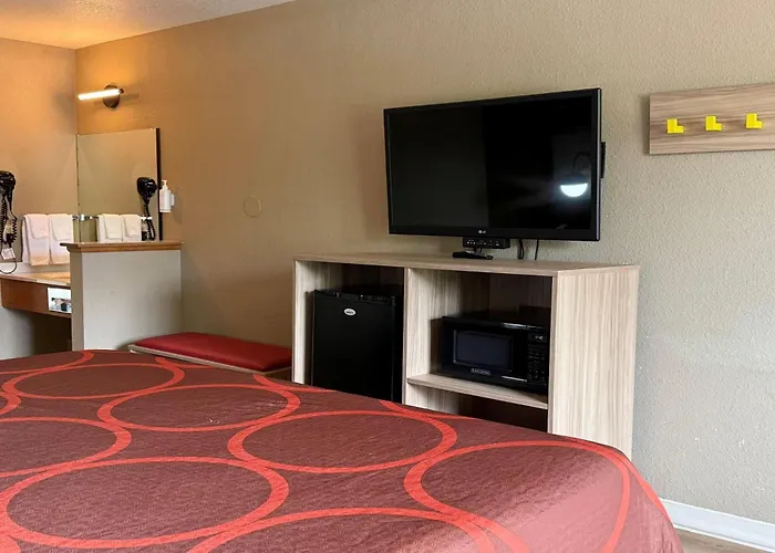Super 8 By Wyndham