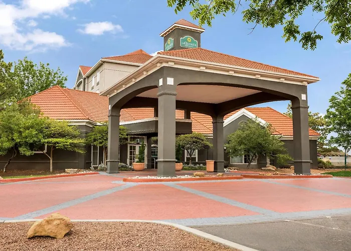 La Quinta By Wyndham West
