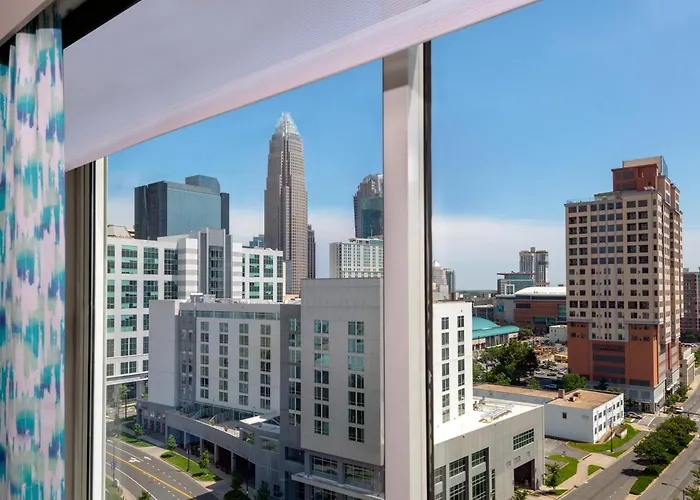 Hilton Garden Inn Charlotte Uptown