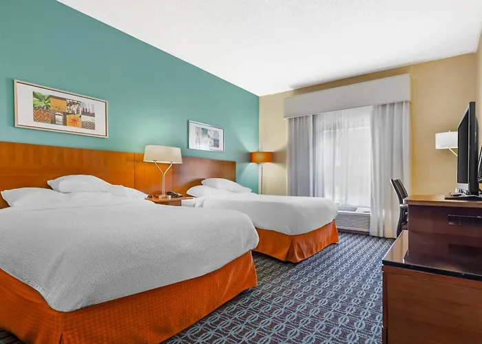 Comfort Inn & Suites Green Bay Stadium Area