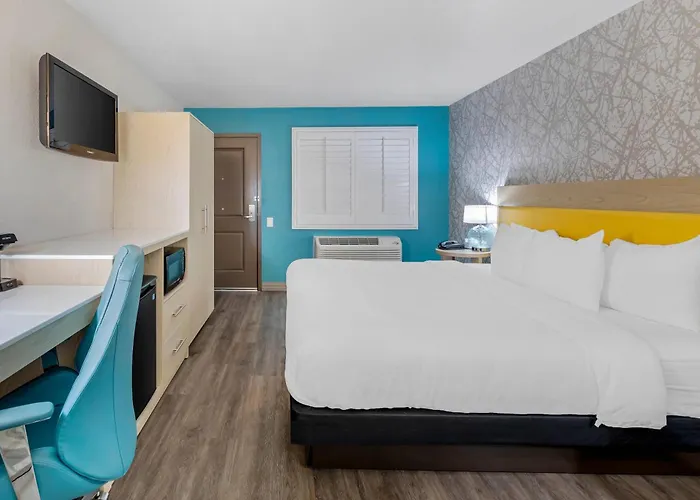 Hillstone Inn Tulare, An Ascend Collection Hotel