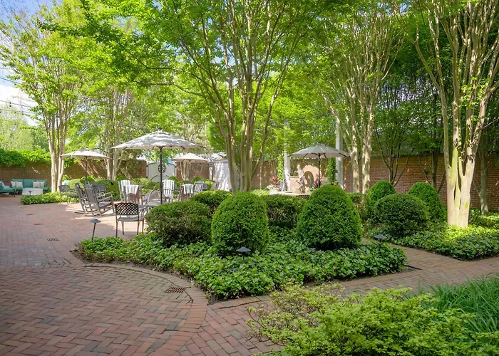 The Tidewater Inn