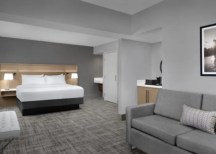 Radisson Hotel Cedar Rapids