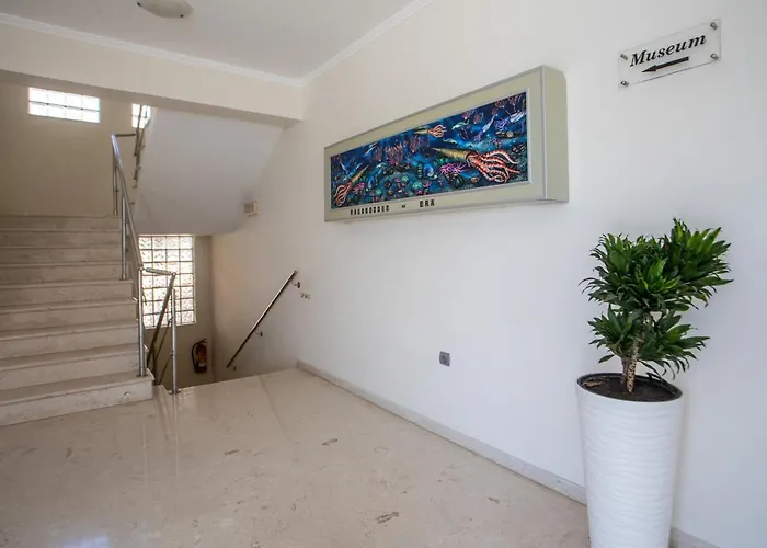 Perla Marina Aparthotel