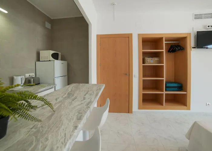 Apartamentos Playa Sol