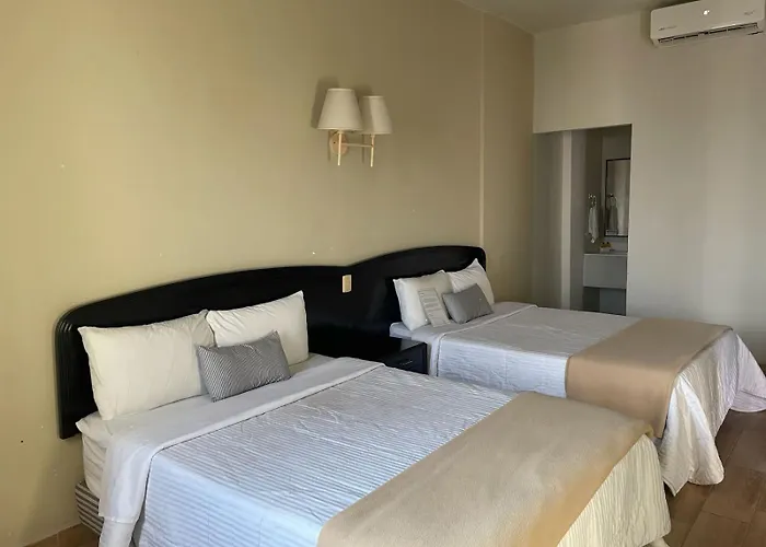 Hotel Plaza del Arco Express Monterrey