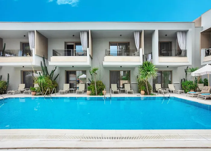 Pefki Deluxe Residences