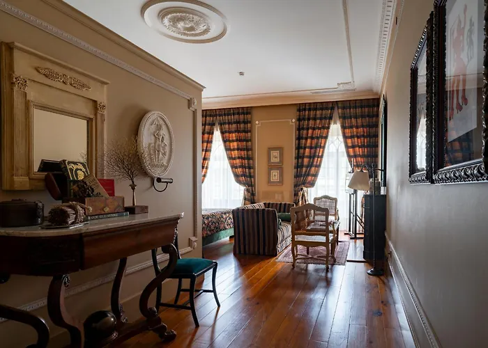 M Maison Particuliere Porto