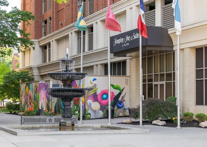 Hampton Inn & Suites - Roanoke-Downtown, Va
