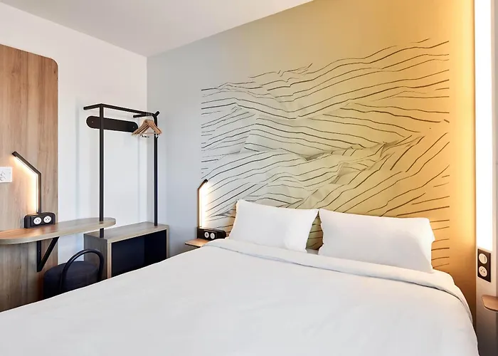 HOTEL Paris Ivry Quai De Seine
