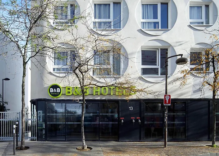 B&B HOTEL Paris Ivry Quai de Seine