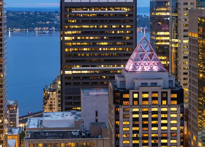 W Seattle