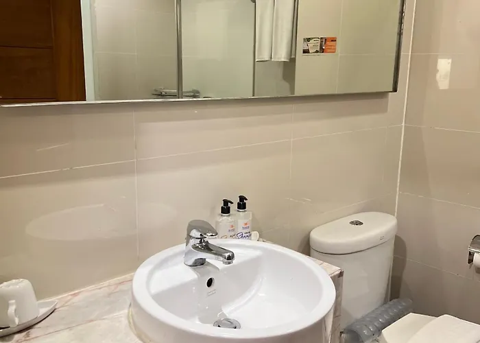 Sunshine Hotel & Residences