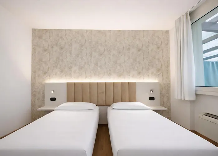 Lvg Hotel Collection - Riz
