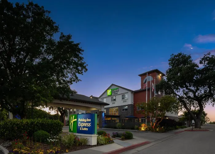 Holiday Inn Express & Suites - Paso Robles By Ihg