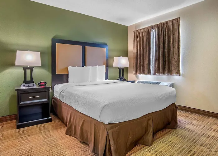 Extended Stay America Suites - Cleveland - Middleburg Heights