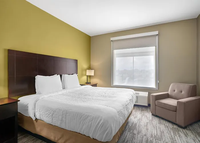 Best Western Plus Chalmette Hotel