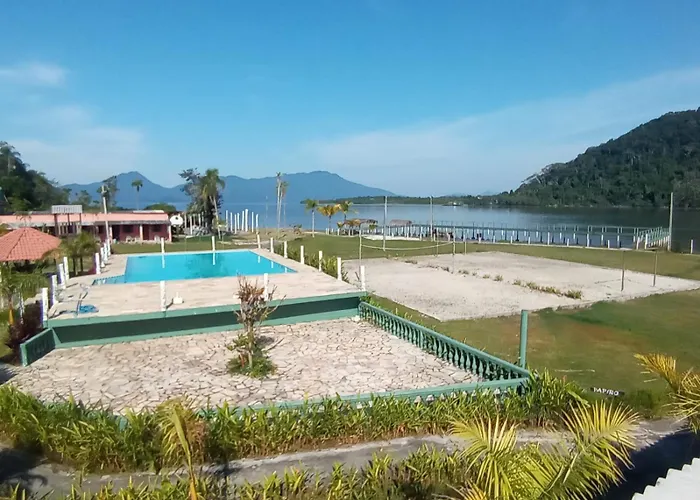 Toca do Caranguejo-Iate Clube Rio Verde - Ilha Comprida