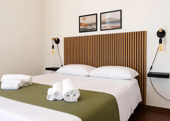 Zurria Rooms