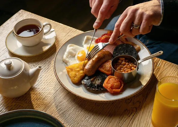 The Saracens Head Hotel - The Coaching Inn Group