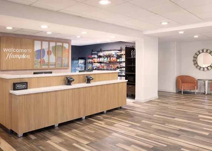 Hampton Inn & Suites Berkshires-