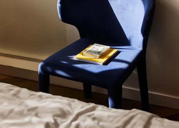 Jacob Shenkin Hotel
