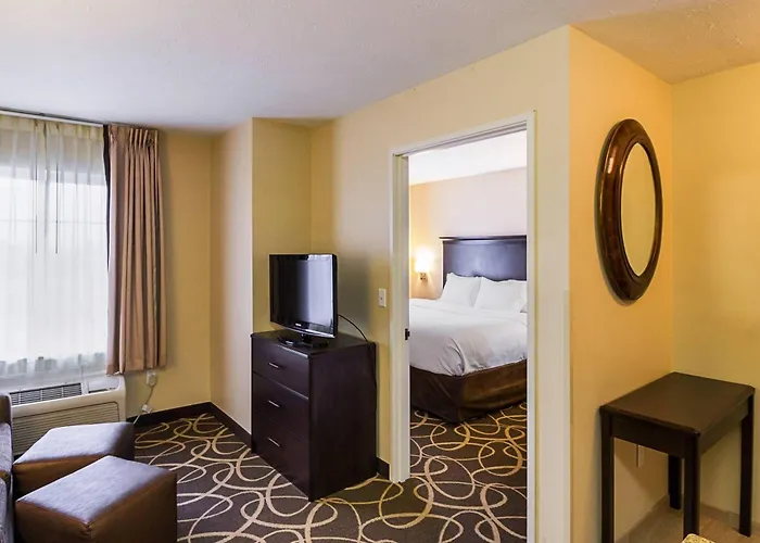 Mainstay Suites Fargo - I-94 Medical Center