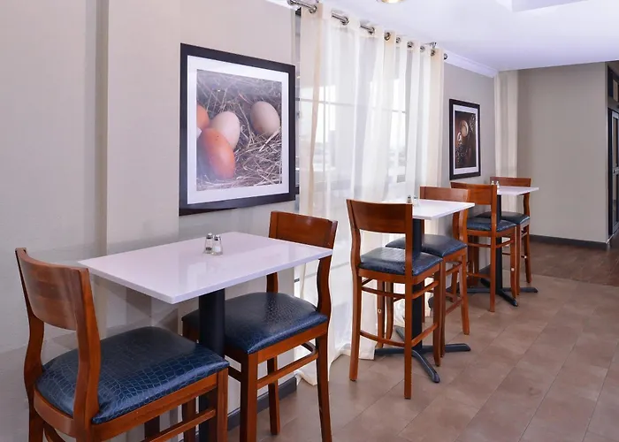 Comfort Suites Near Westchase On Beltway 8