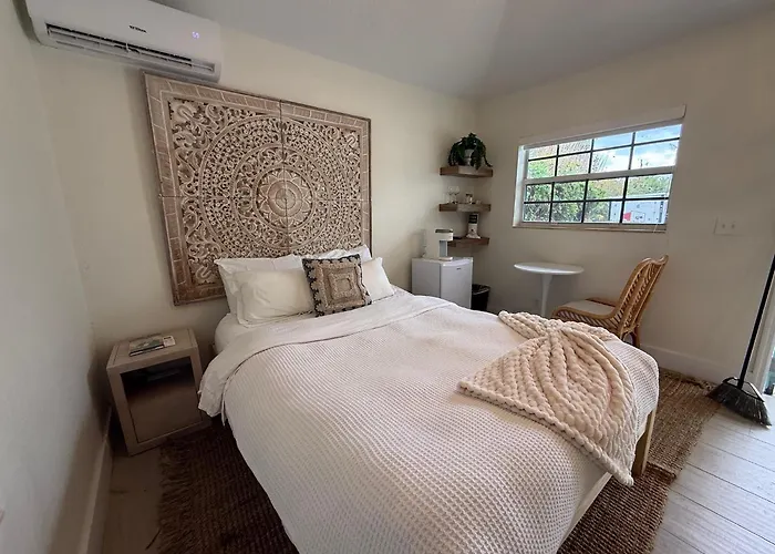 Seahorse Beach Bungalows