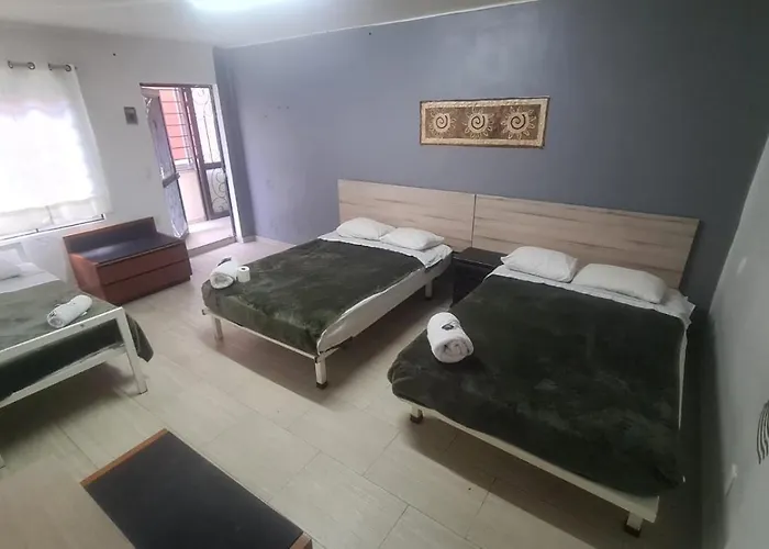 Alto Hostel