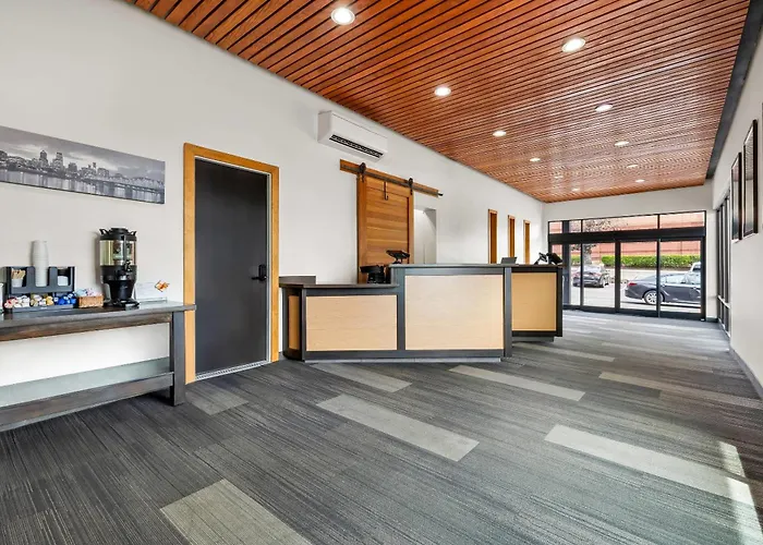 Quality Inn & Suites Clackamas - Portland