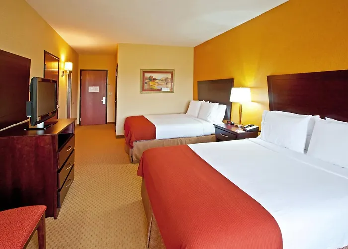 Holiday Inn Express Hotel & Suites Franklin By Ihg