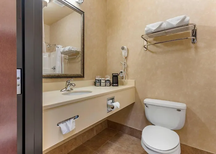 Comfort Inn & Suites Russellville I-40