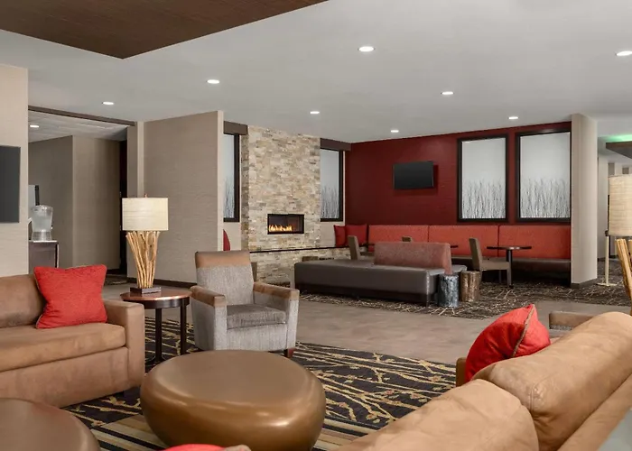 Ramada By Wyndham Grand Forks