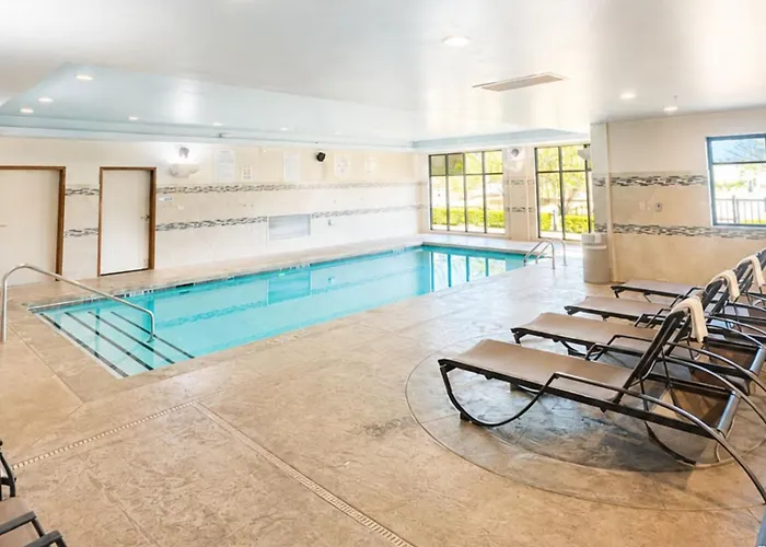 Holiday Inn Express & Suites Glenpool By Ihg