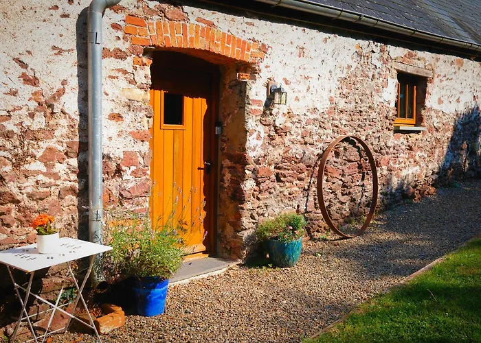 Cowshed - Homestay B And B