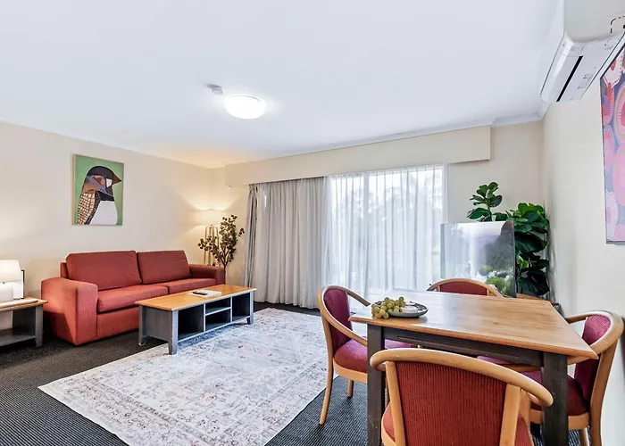 Charming Suite Easy Access 2 Cbd By Custom Bnb Hosting