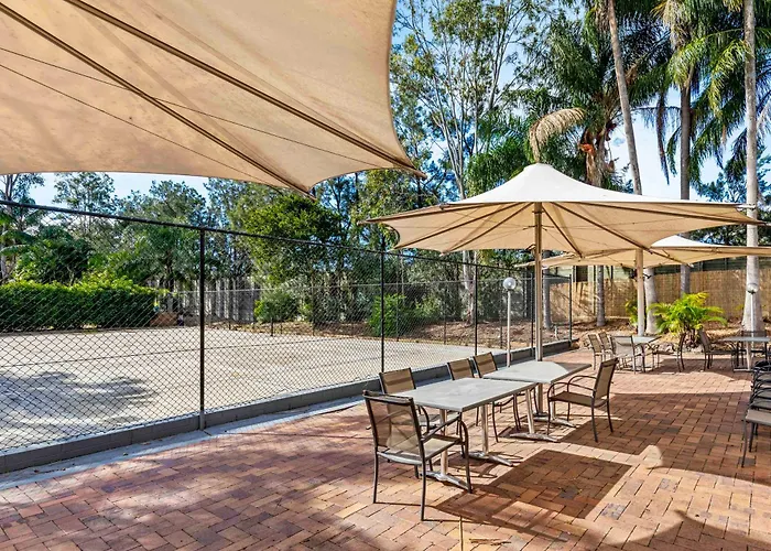 Leafy Studio Retreat Near Shops Motorway Access By Custom Bnb Hosting