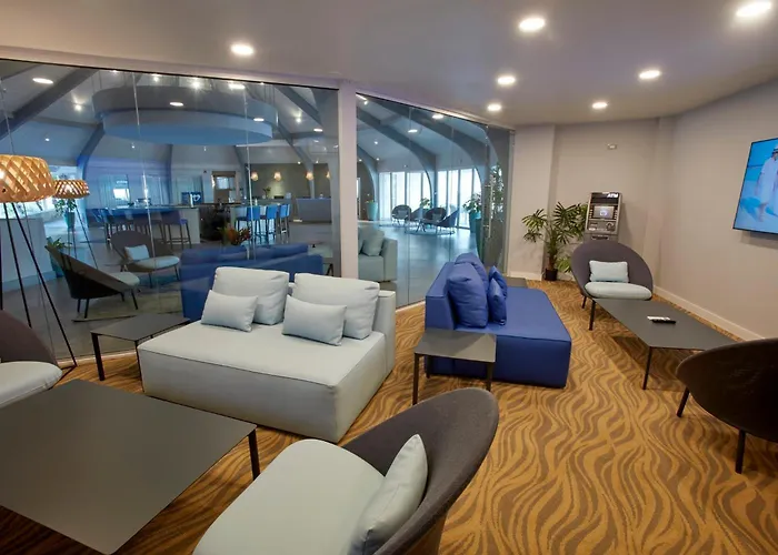 Oceans At Carina Bay - Adults Only