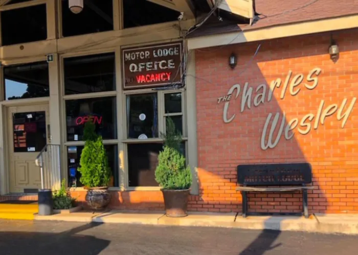 Charles Wesley Motor Lodge Downtown - Hochatown
