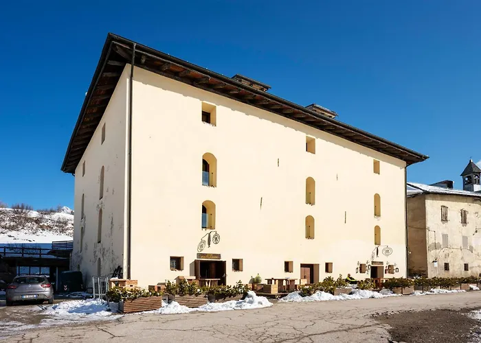 Hotel Dimora Storica La Mirandola