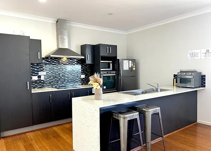 14C Breeze Ensuite Room In Coopers Plains