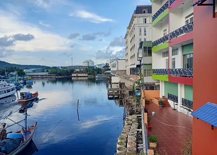 Hotel View Sông Phú Quốc